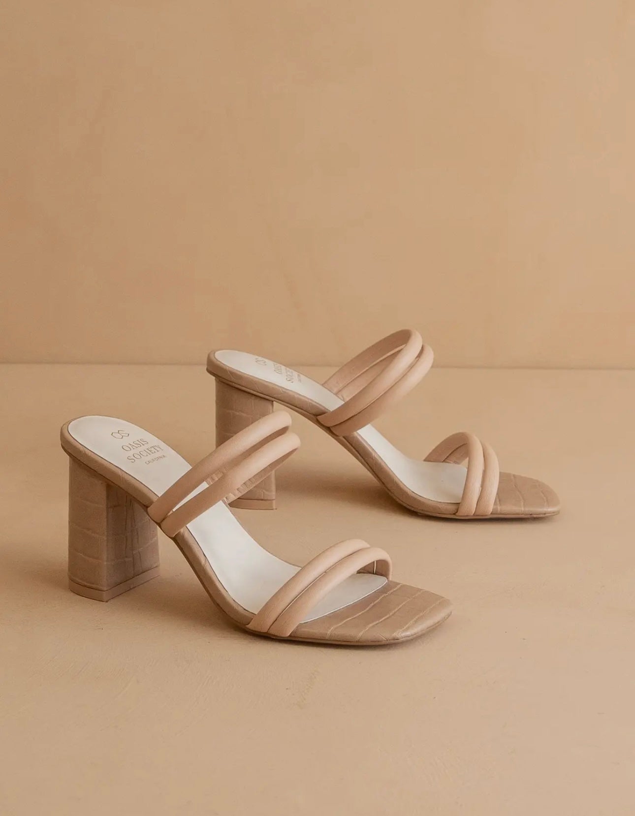EAB Favorites Strappy Alligator Block Heel