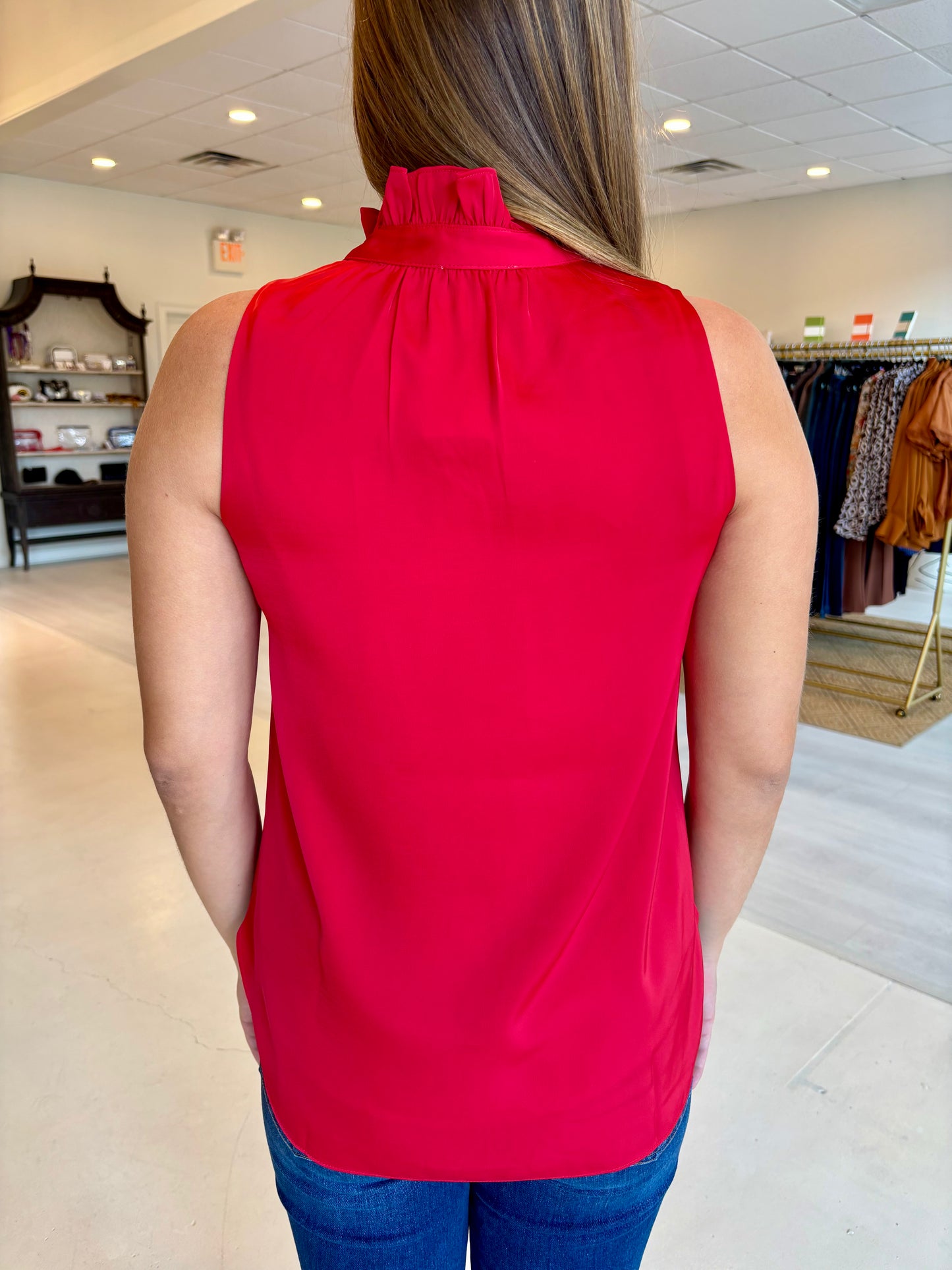 Jade Ruffles Neck Shell - Red