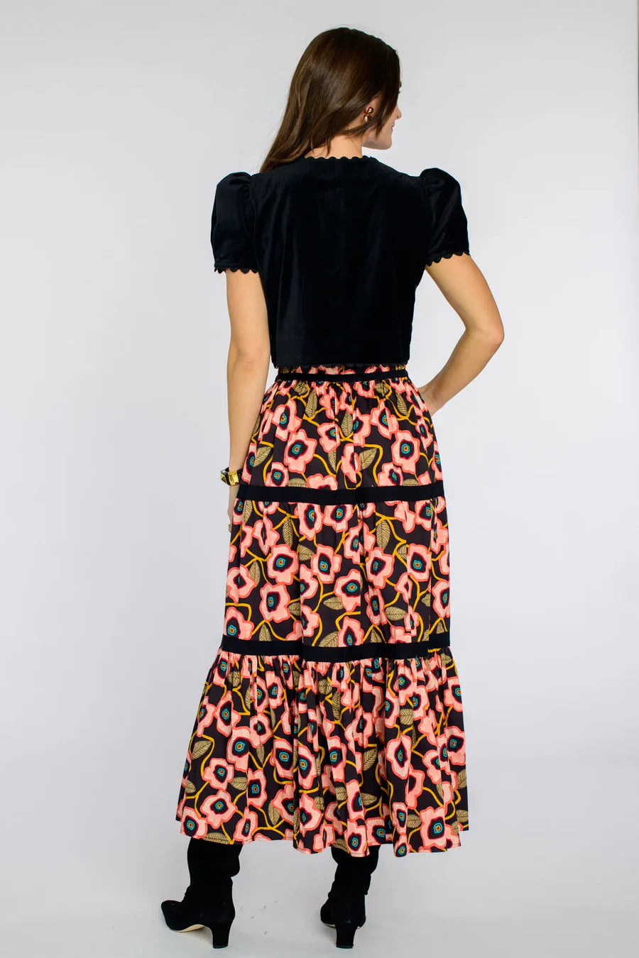 Elizabeth James Cap Sleeve Coco Top - Solid Black