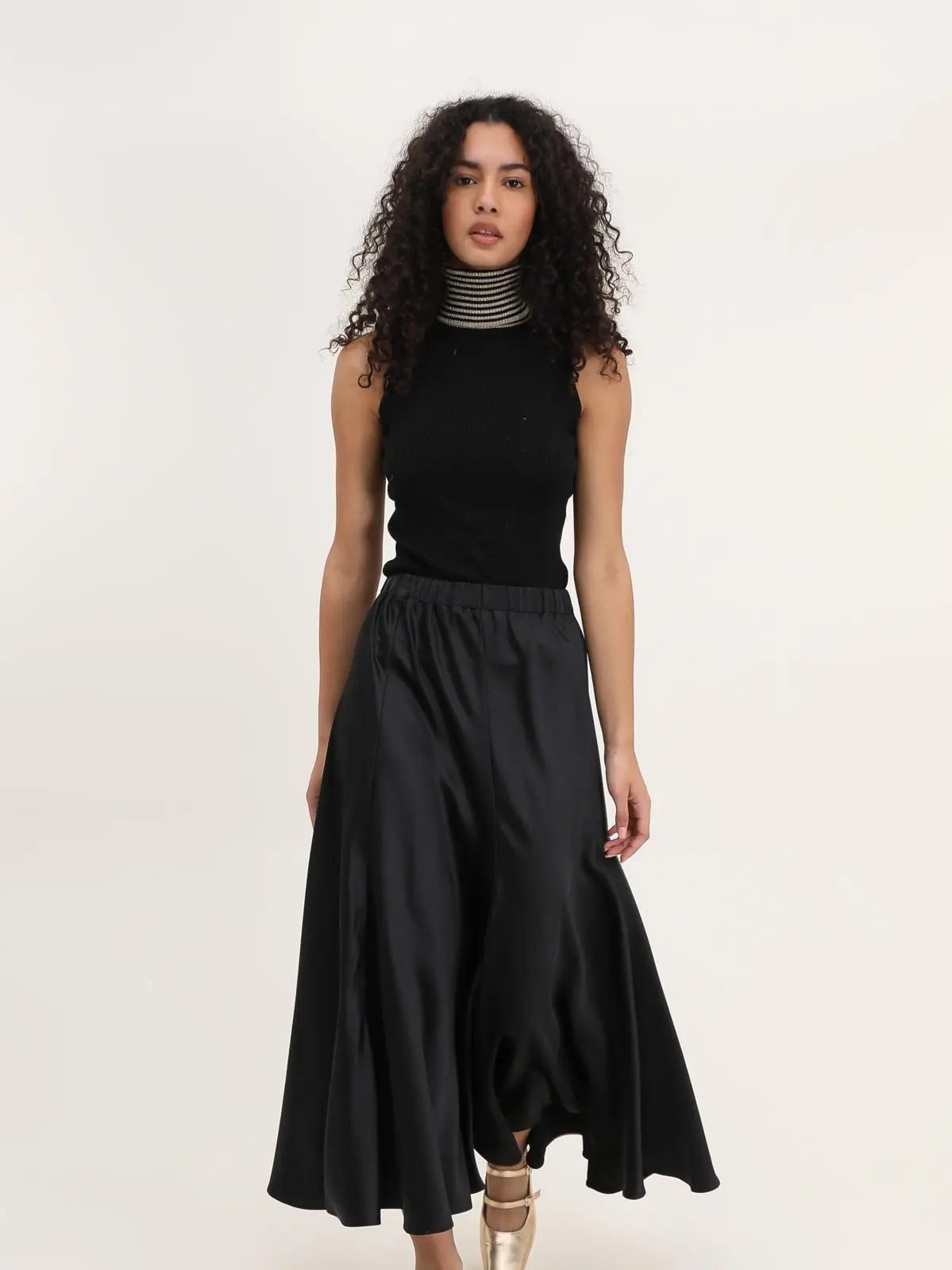 Satin Valentine Skirt - Black