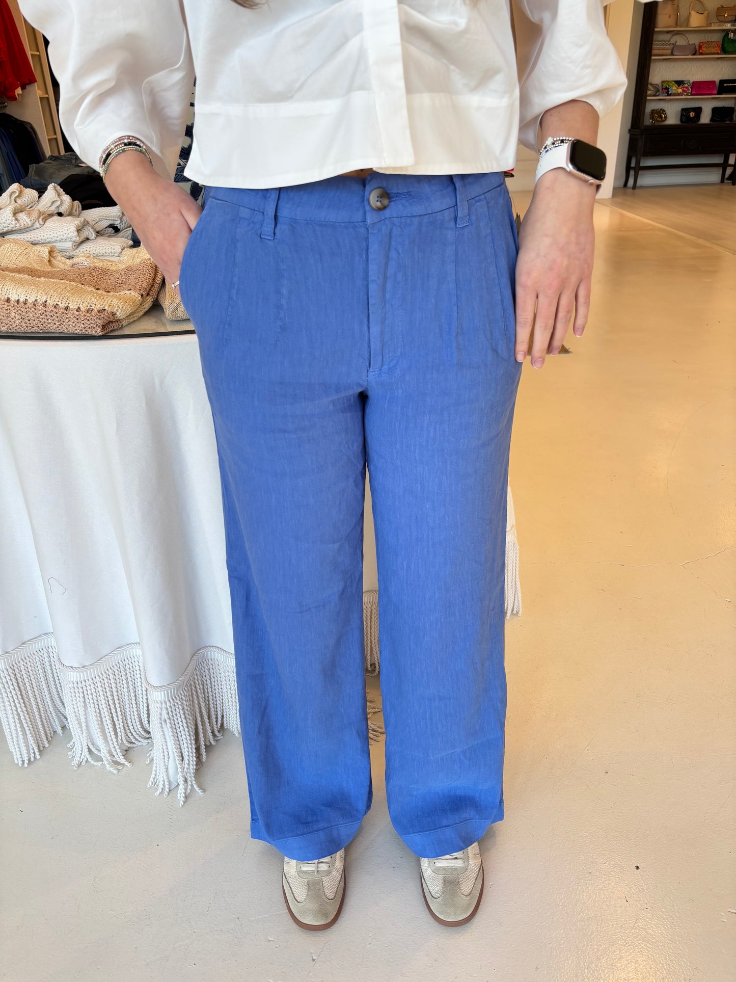 KUT Meg High Rise Wide Straight Leg - Cornflower