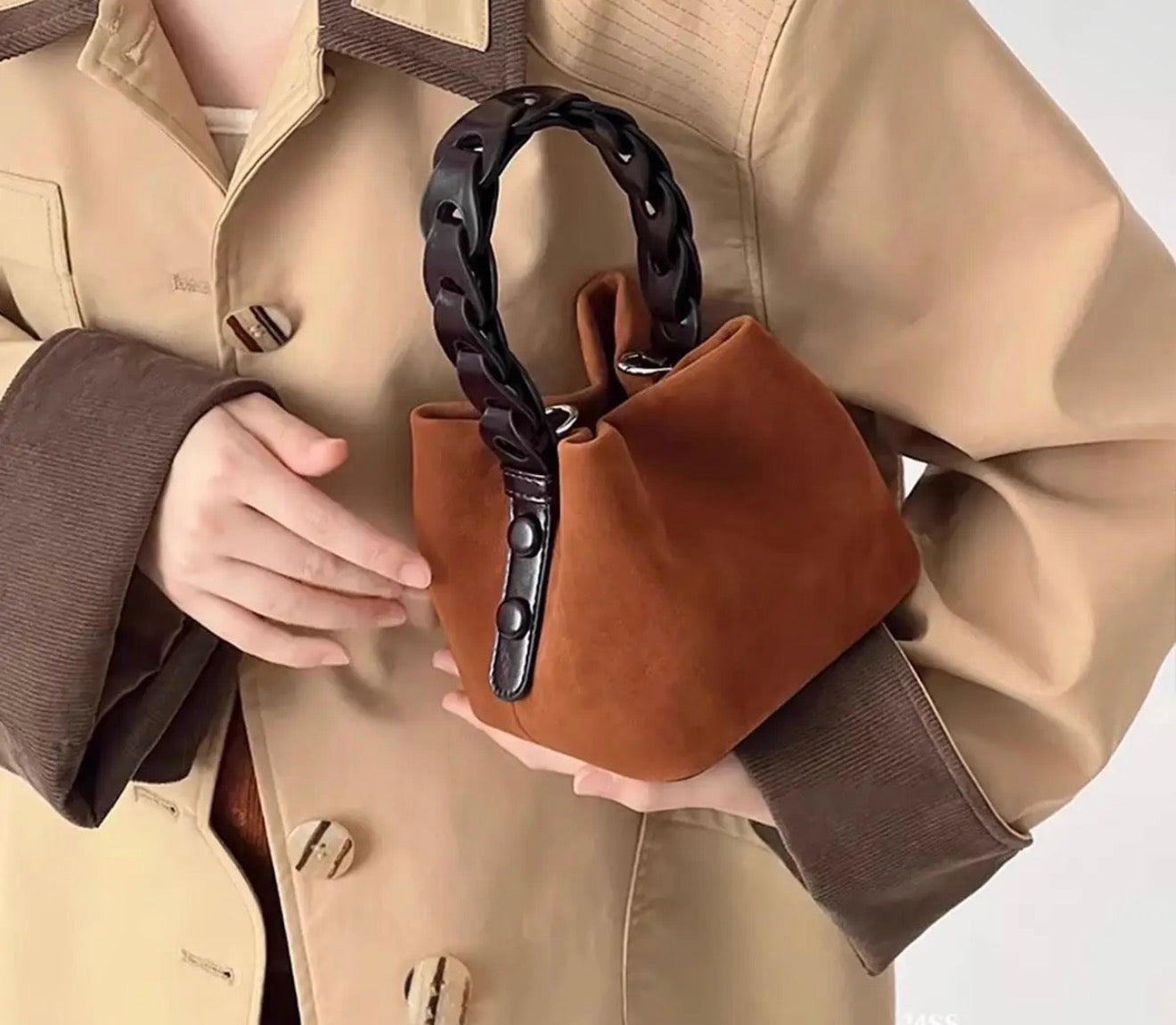 EAB Favorites Woven Vintage Shoulder Bag- Caramel