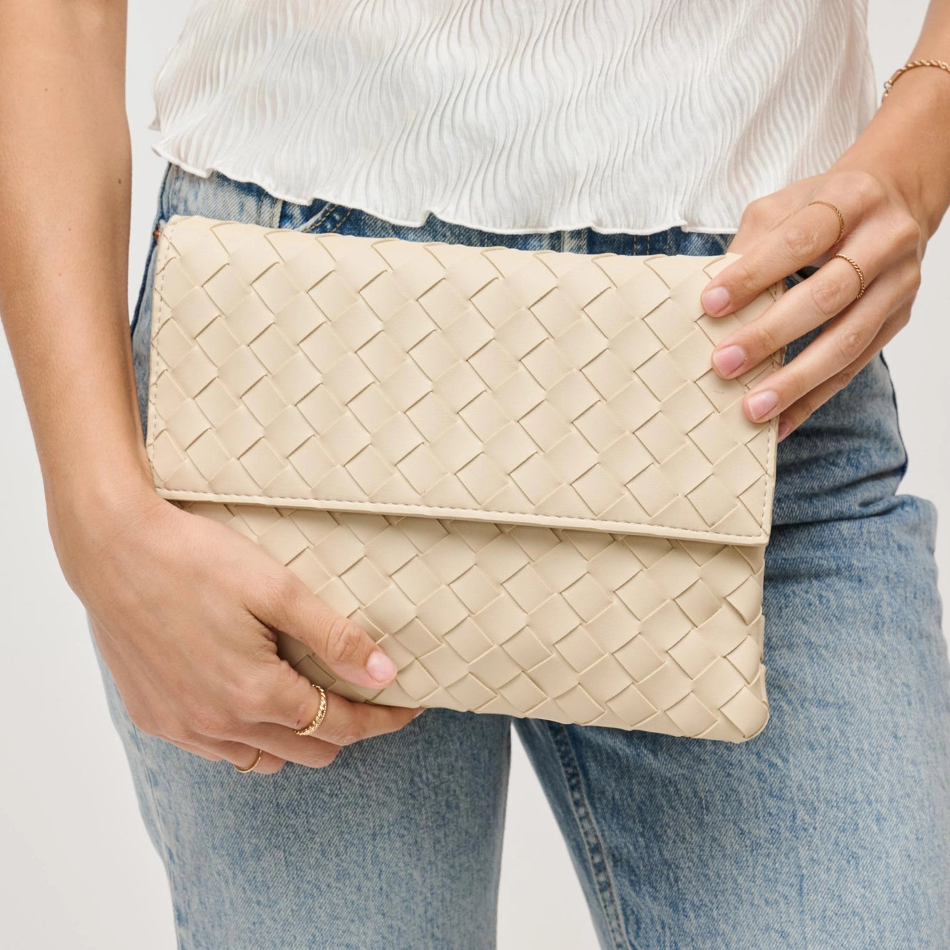 EAB Favorites Ivy Woven Clutch - Natural